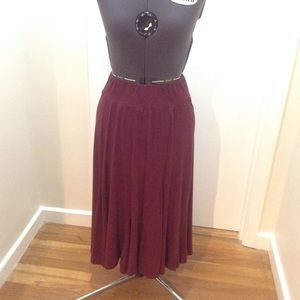 Cranberry Skirt